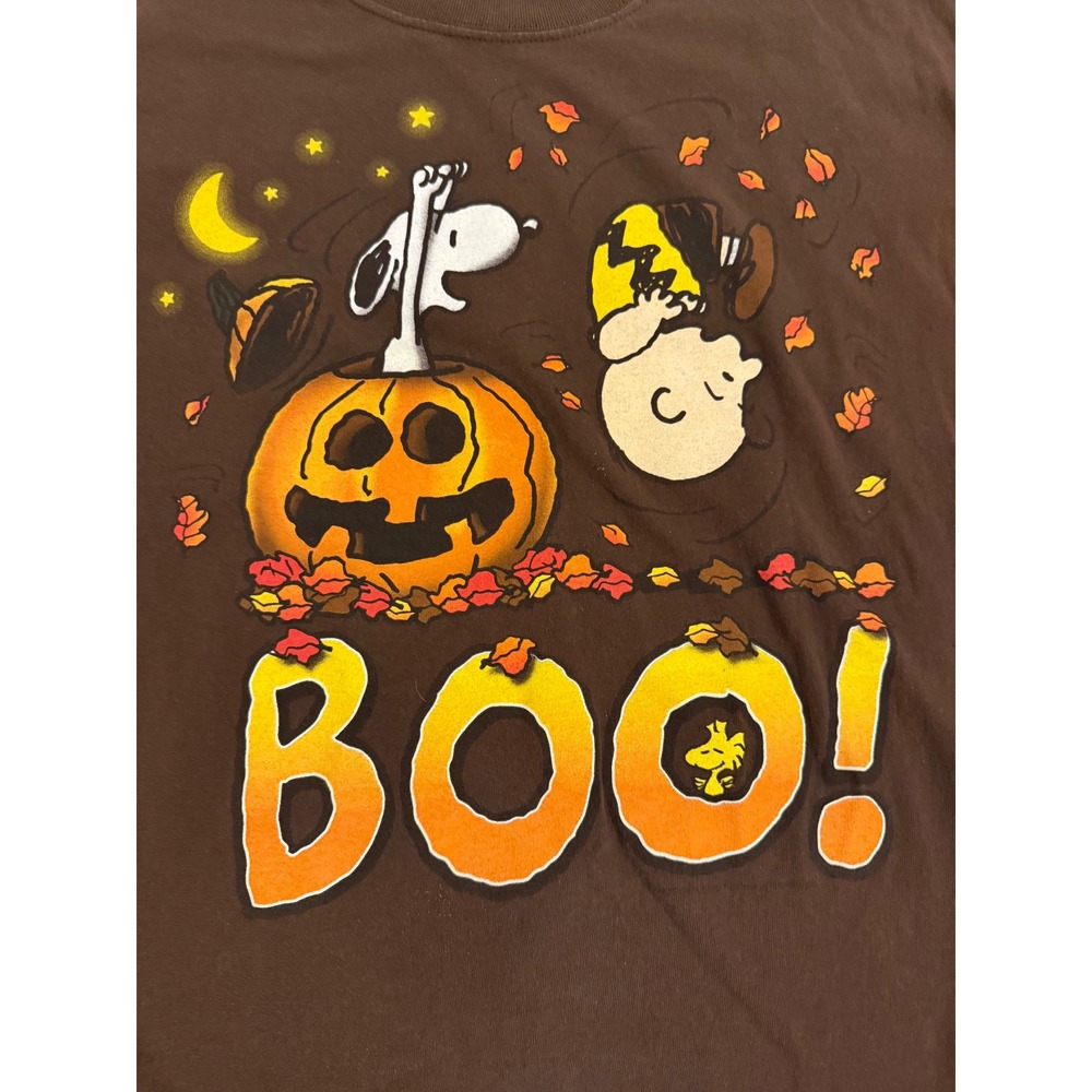 Peanuts Snoopy Halloween Boo T-Shirt Yazbek Mens XL Charlie Brown Woodstock - Picture 4 of 7